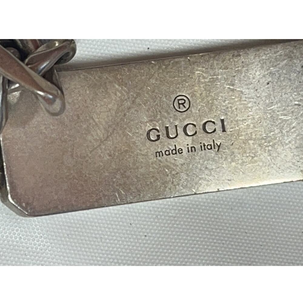 GUCCI Silver GG and Bee Engraved Chain ID Bracelet - Picture 3 of 16